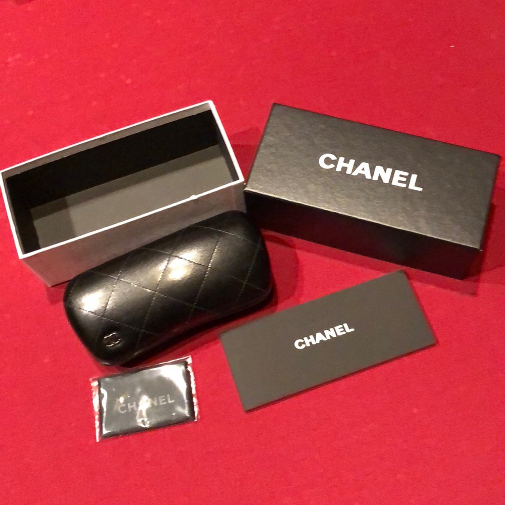 CHANEL Quilted Sunglass Eyeglass Case Authentic - Picture 3 of 6